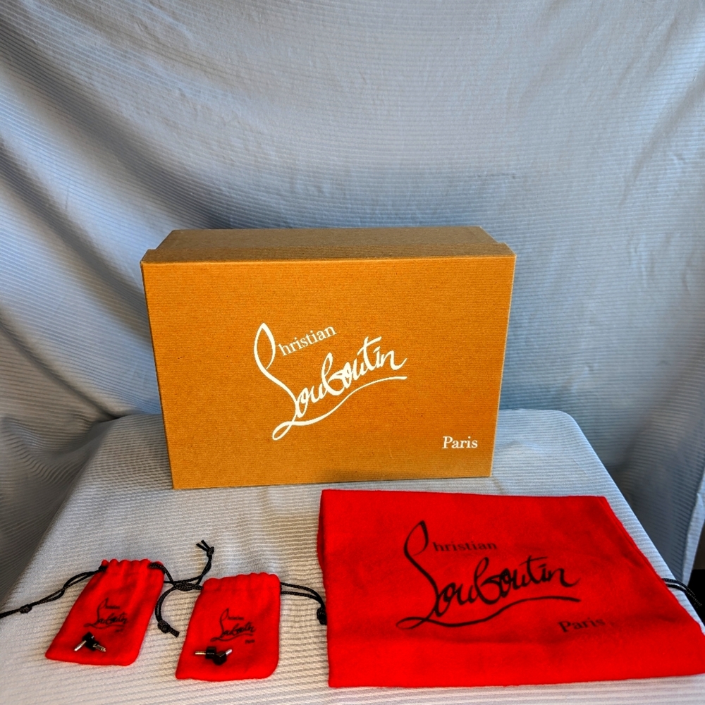 Christian Louboutin IRIZA Patent Black - Picture 2 of 4